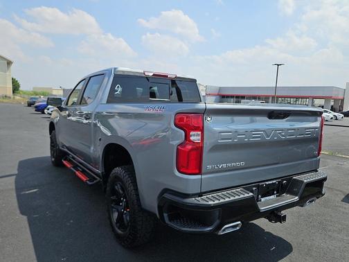 Sterling Gray Metallic 2024 Chevrolet Silverado 1500 LT Trail Boss
