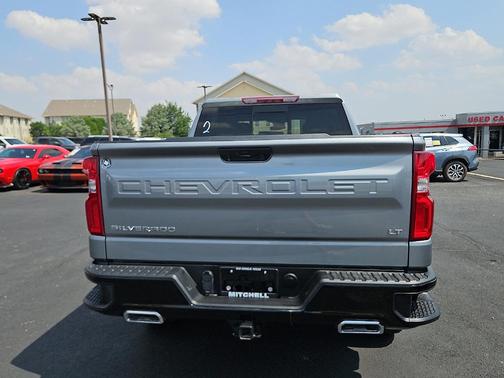 Sterling Gray Metallic 2024 Chevrolet Silverado 1500 LT Trail Boss