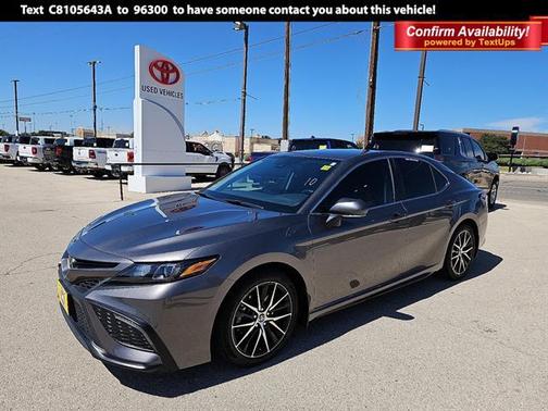 2022 Toyota Camry SE