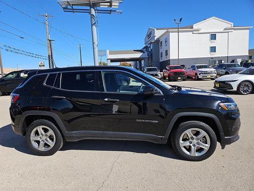 2024 Jeep Compass Sport