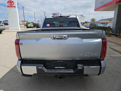 2025 Toyota Tundra Hybrid 1794 Edition