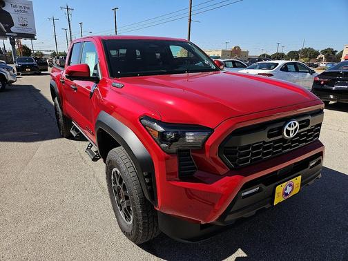 2025 Toyota Tacoma Hybrid TRD Off Road