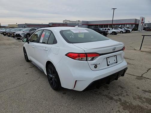 2026 Toyota Corolla Hybrid SE