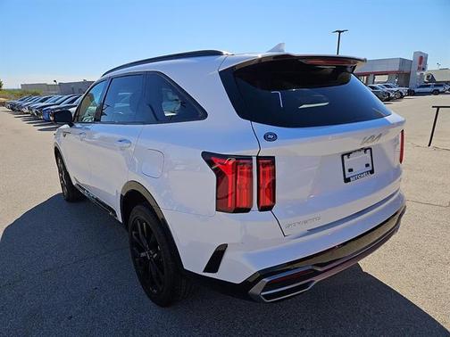 2023 Kia Sorento SX