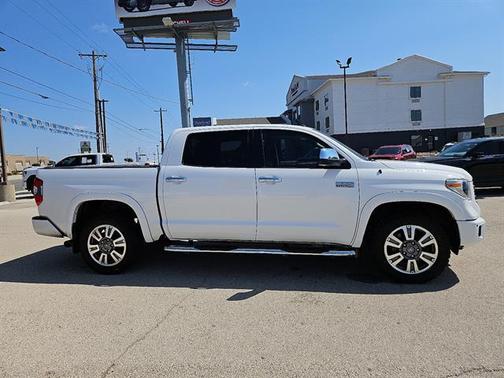 2019 Toyota Tundra SR5