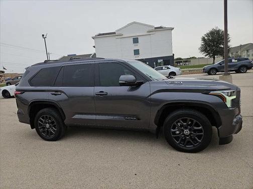 2024 Toyota Sequoia Platinum