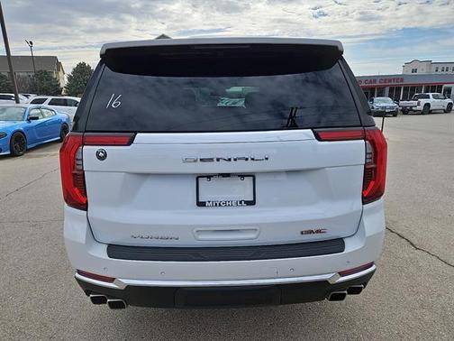 2025 GMC Yukon Denali