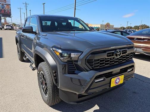 2026 Toyota Tacoma Hybrid TRD Off Road