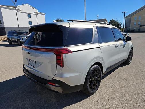 2025 Kia Carnival Hybrid SX