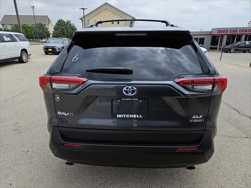 2023 Toyota RAV4 Hybrid XLE Premium