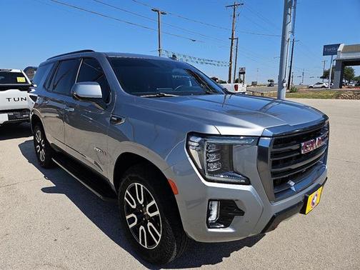 2024 GMC Yukon 4WD AT4