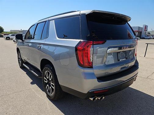 2024 GMC Yukon 4WD AT4
