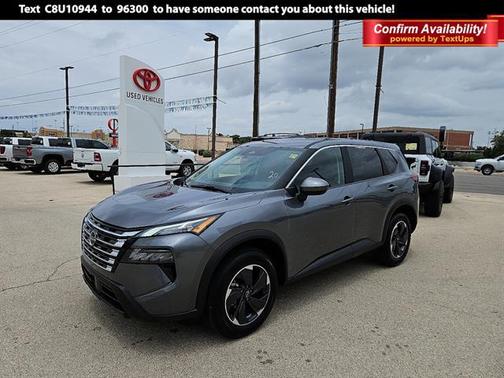 2025 Nissan Rogue SV