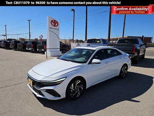 2025 Hyundai ELANTRA SEL