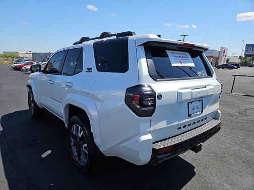 Wind Chill Pearl 2025 Toyota 4Runner TRD Sport Premium