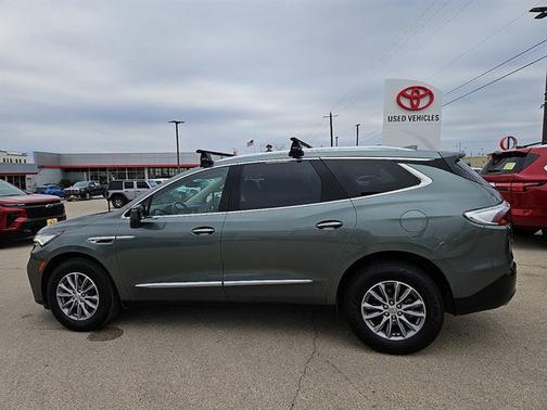 2024 Buick Enclave Essence FWD