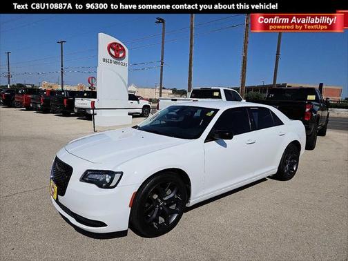 2021 Chrysler 300 Touring