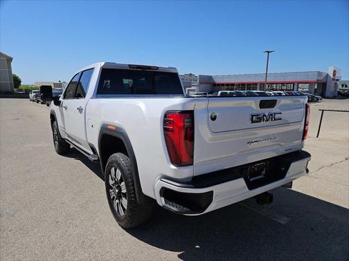2024 GMC Sierra 2500 Denali