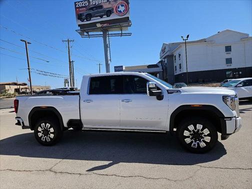 2024 GMC Sierra 2500 Denali