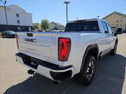 2024 GMC Sierra 2500 Denali