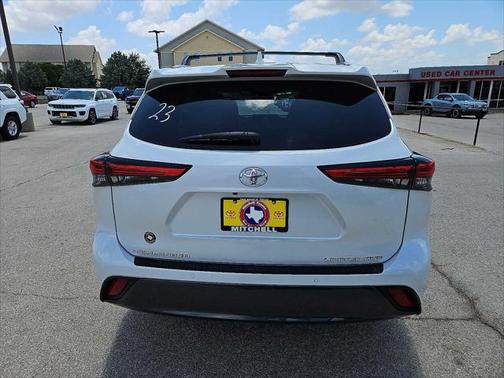 2022 Toyota Highlander Limited