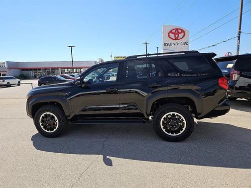 2025 Toyota 4Runner TRD Off Road