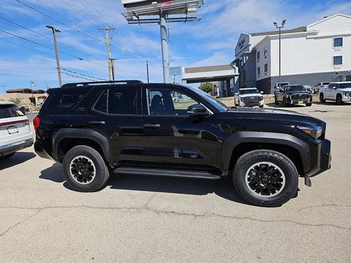 2025 Toyota 4Runner TRD Off Road