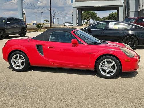2002 Toyota MR2 Base