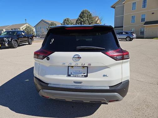2021 Nissan Rogue SL