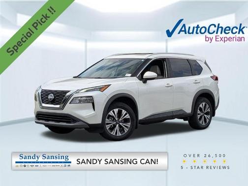 White 2023 Nissan Rogue SV