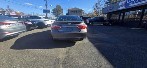 2016 Toyota Camry SE