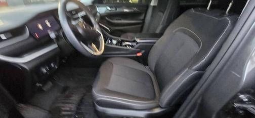 2021 Jeep Grand Cherokee L Laredo