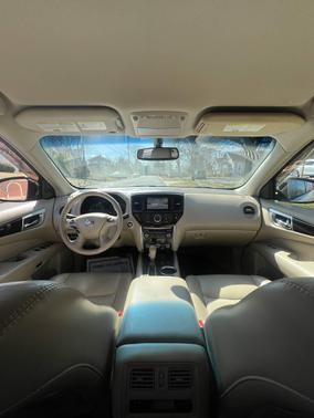 2013 Nissan Pathfinder SL