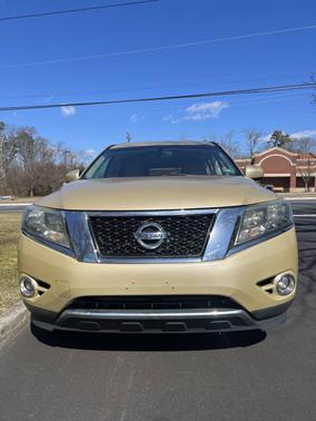 2013 Nissan Pathfinder SL