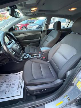 2017 Hyundai ELANTRA SE Value Edition