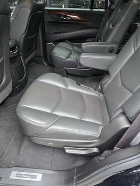 2016 Cadillac Escalade Luxury