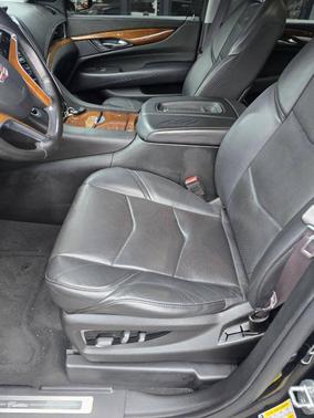 2016 Cadillac Escalade Luxury