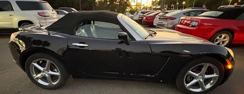 2007 Saturn Sky Base 2dr Convertible