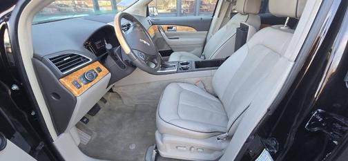 2013 Lincoln MKX Base