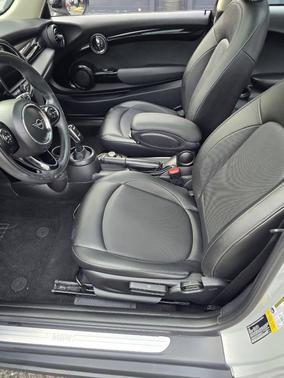 2021 MINI Hardtop Oxford Edition