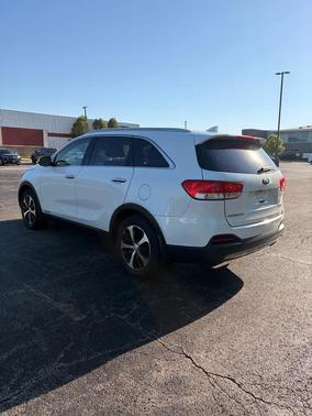 Snow White Pearl 2016 Kia Sorento EX