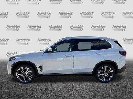 2026 BMW X5 sDrive40i