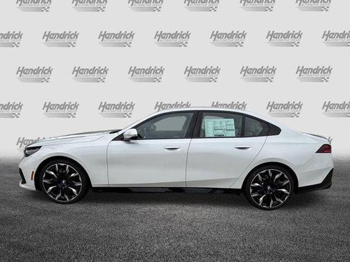 2026 BMW 530 530i
