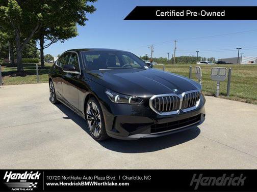 Black Sapphire Metallic 2026 BMW 540 xDrive
