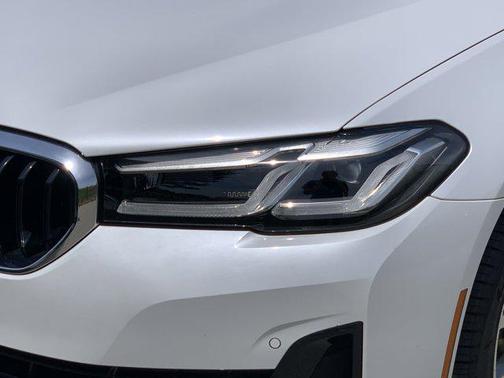 2022 BMW 530e Base
