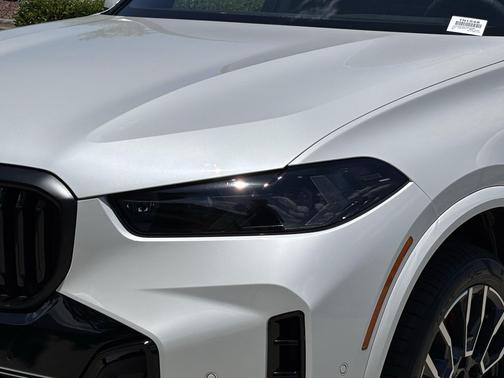 Mineral White Metallic 2026 BMW X5 PHEV xDrive50e