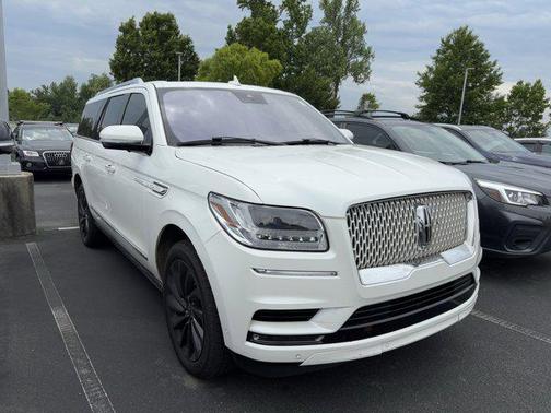 PRISTINE WHITE 2020 Lincoln Navigator Reserve