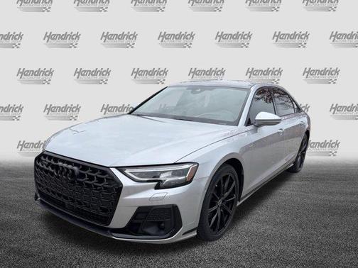 2022 Audi A8 L 55 TFSI quattro Tiptronic