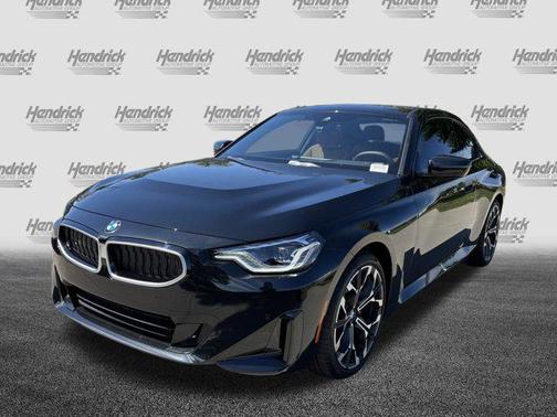 2025 BMW 230 i xDrive