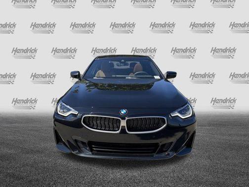 2025 BMW 230 i xDrive